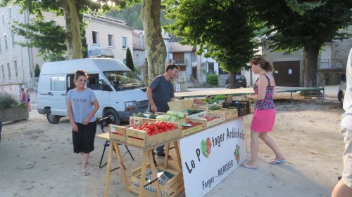 Marché de producteurs et créateurs, c’est reparti